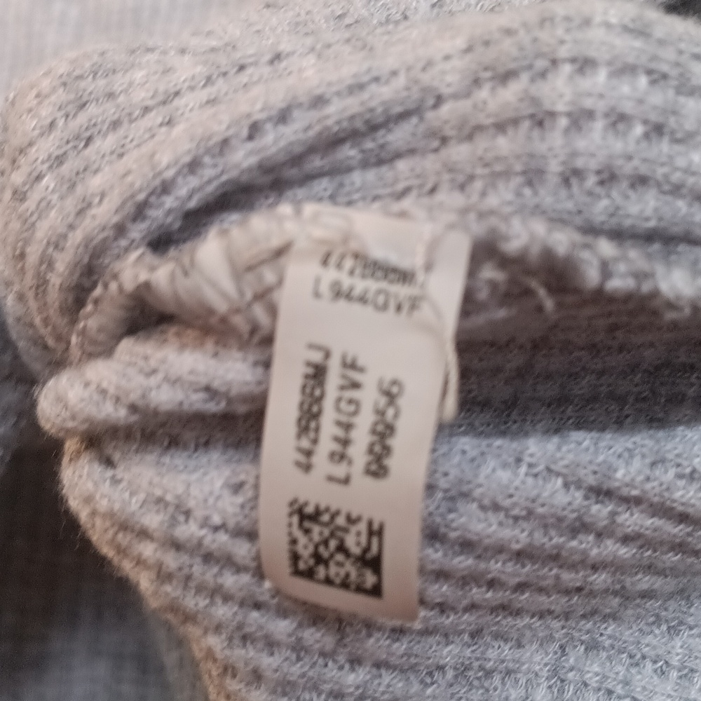 Aerie Cropped Gray Long Sleeve Women's Top - Picture 3 of 4